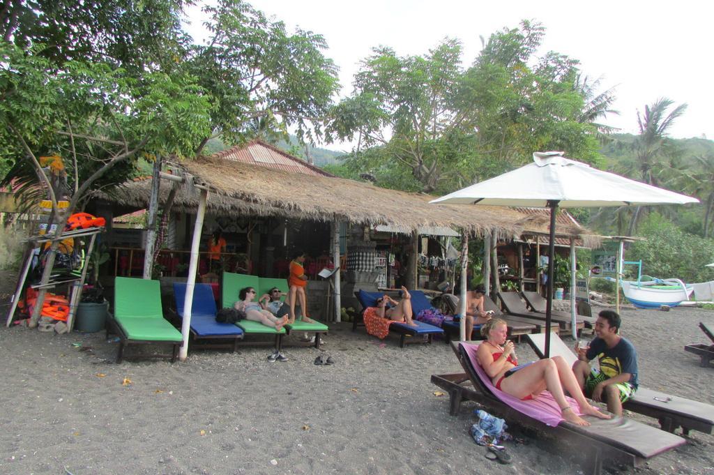 Warung Jemeluk & Home Stay Амед Номер фото